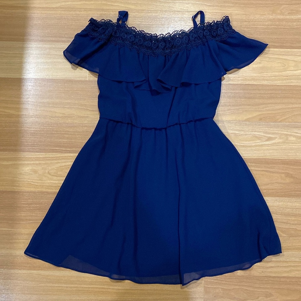 IZ Byer girl dress